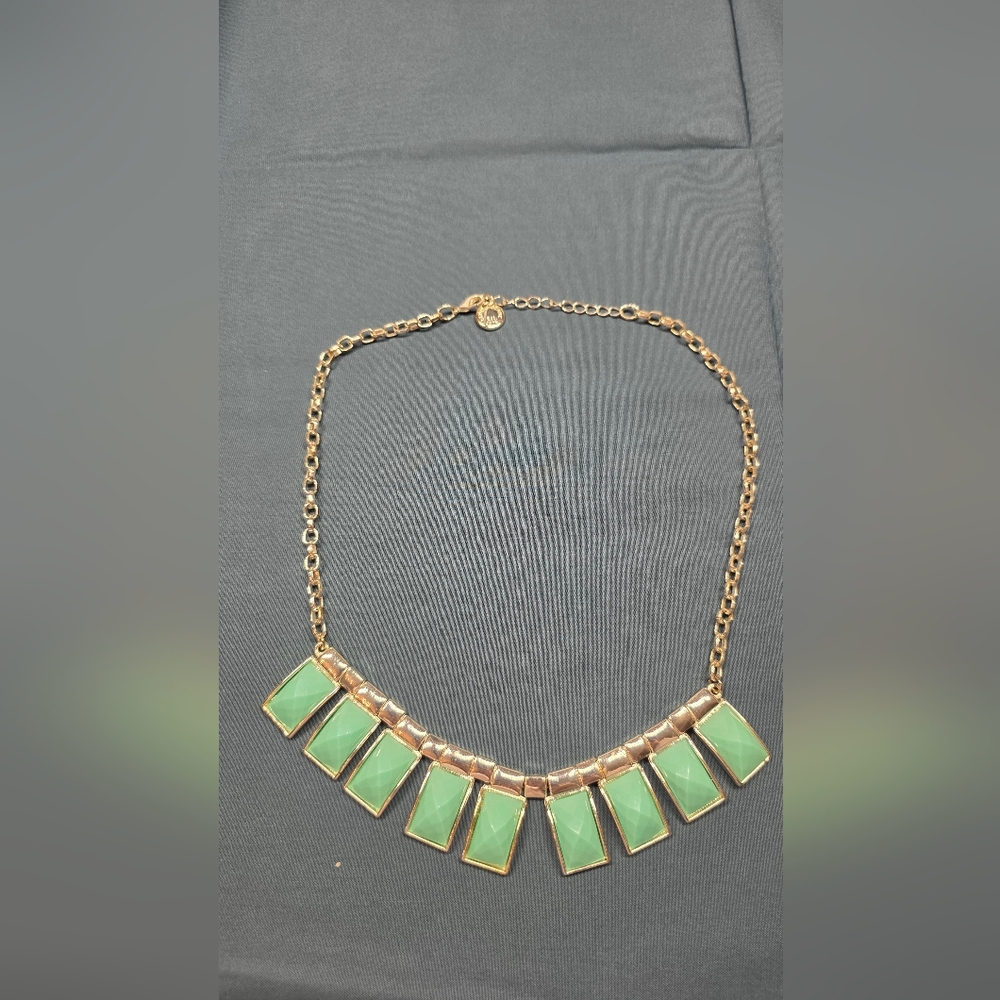 Elegant Gold and Green Necklace